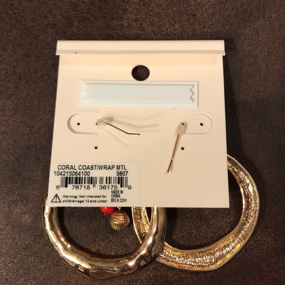 ‼️Bundle & Save‼️ NEW DIRECTIONS Earrings NWT - Picture 2 of 4